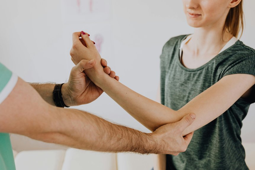 Pregnancy chiropractor in Fort Lauderdale providing gentle prenatal Webster Technique care